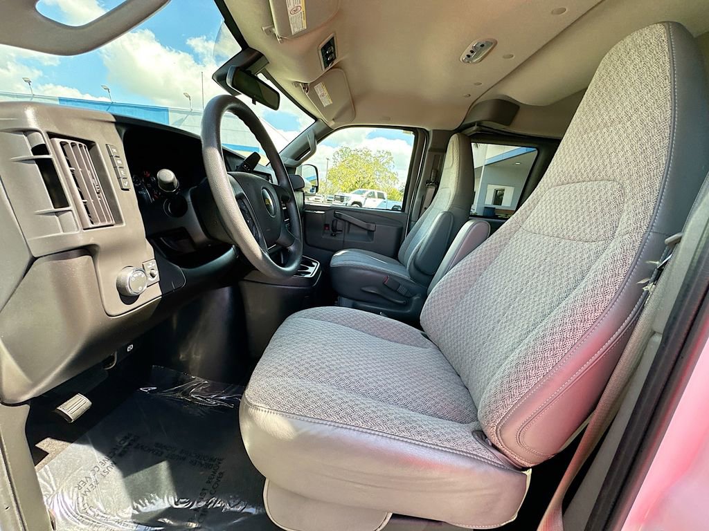 Certified 2024 Chevrolet Express 3500 LT w/ LT Preferred Equipment Group image 20