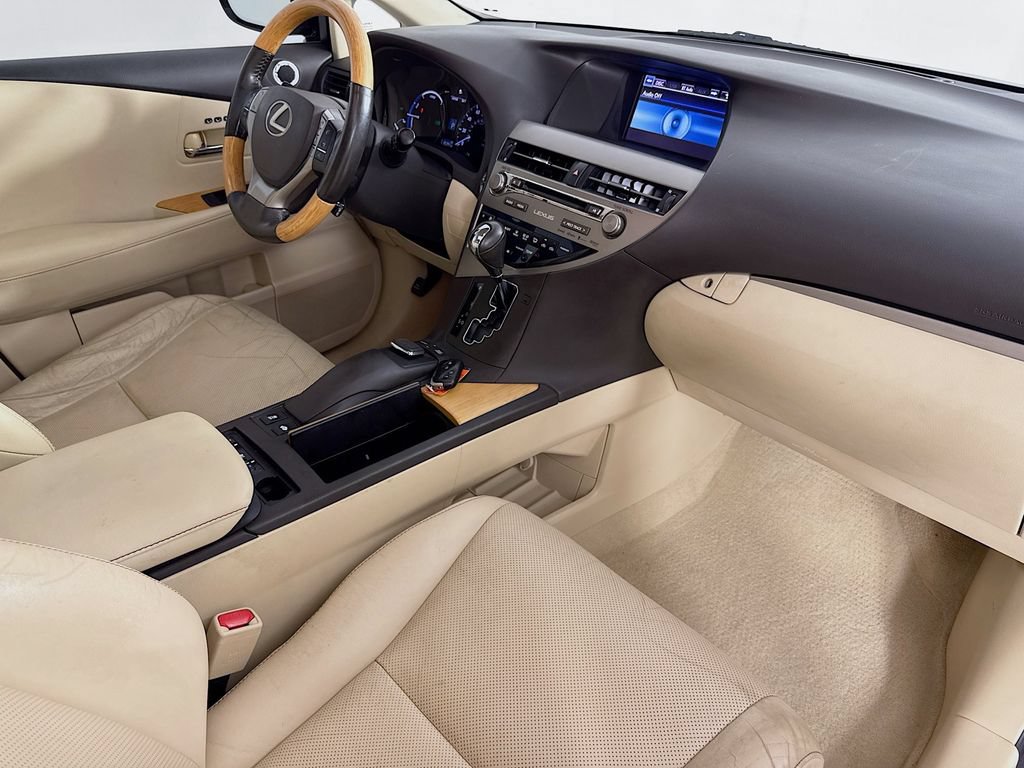 Used 2015 Lexus RX 450h FWD image 36