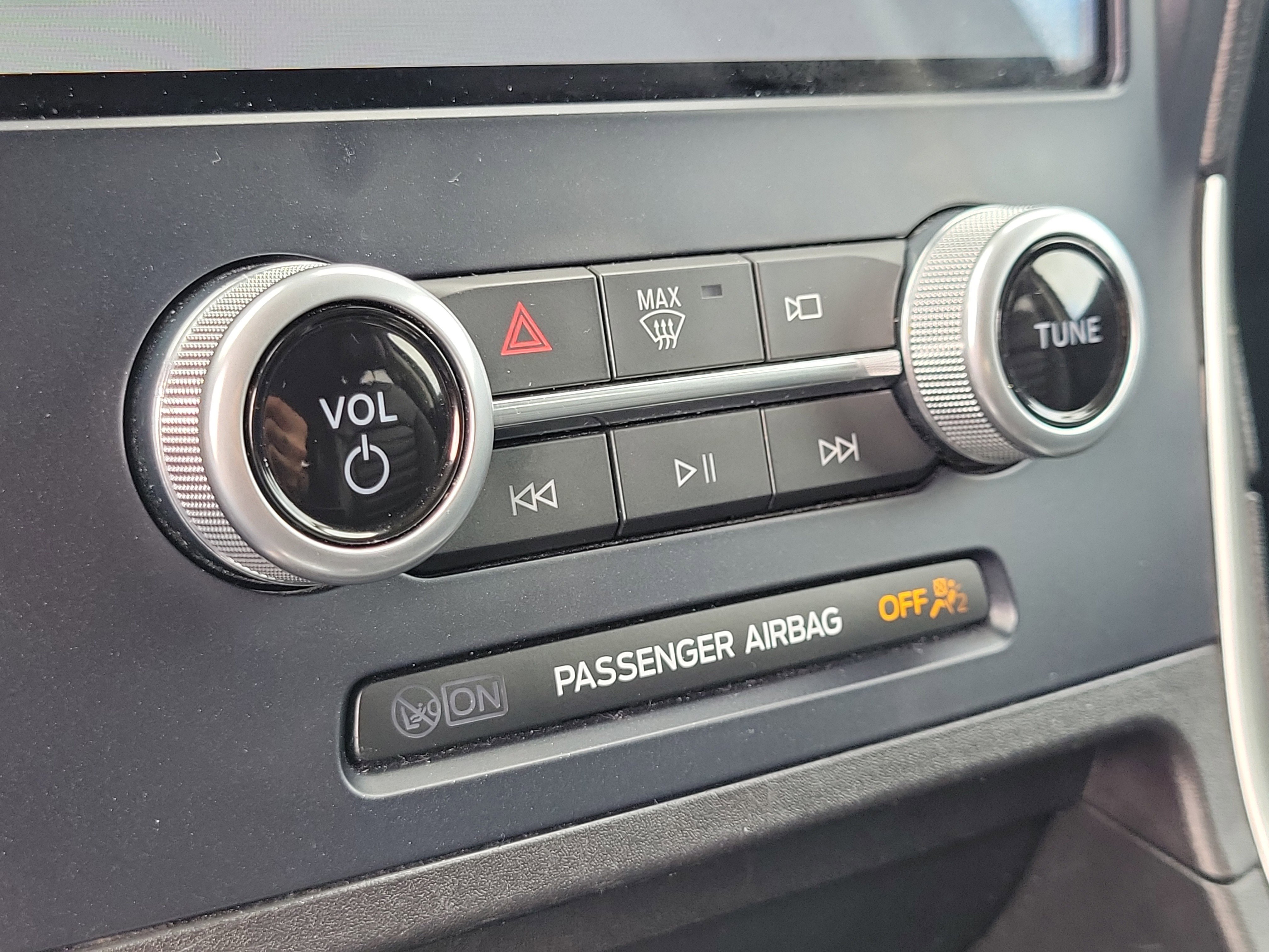 Used 2023 Ford Edge SEL image 28