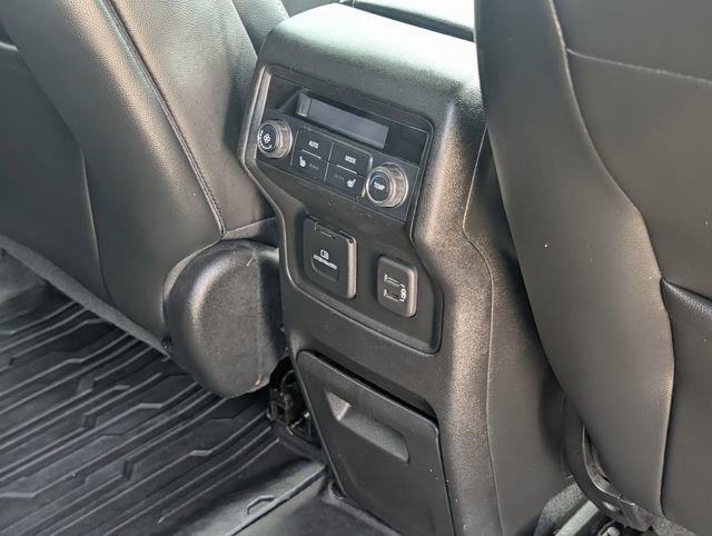 Used 2019 GMC Acadia SLT FWD image 33