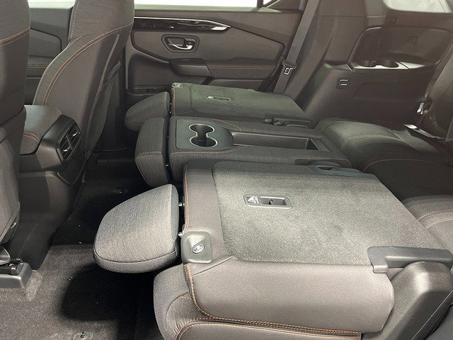 New 2025 Honda Pilot Sport image 26