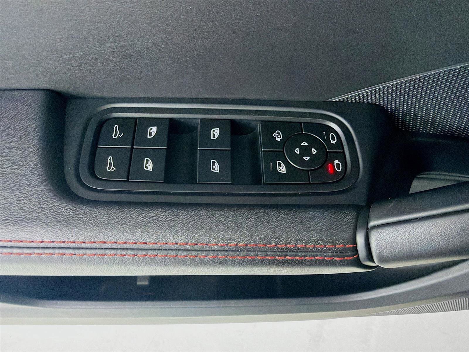 Certified 2022 Porsche Cayenne Turbo GT AWD/4WD image 8