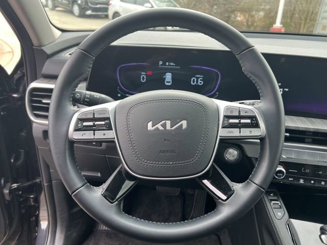 Certified 2025 Kia Telluride EX image 14