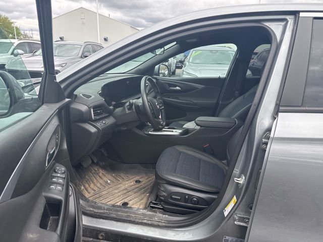 Used 2024 Buick Envista Preferred w/ Convenience I Package FWD image 9
