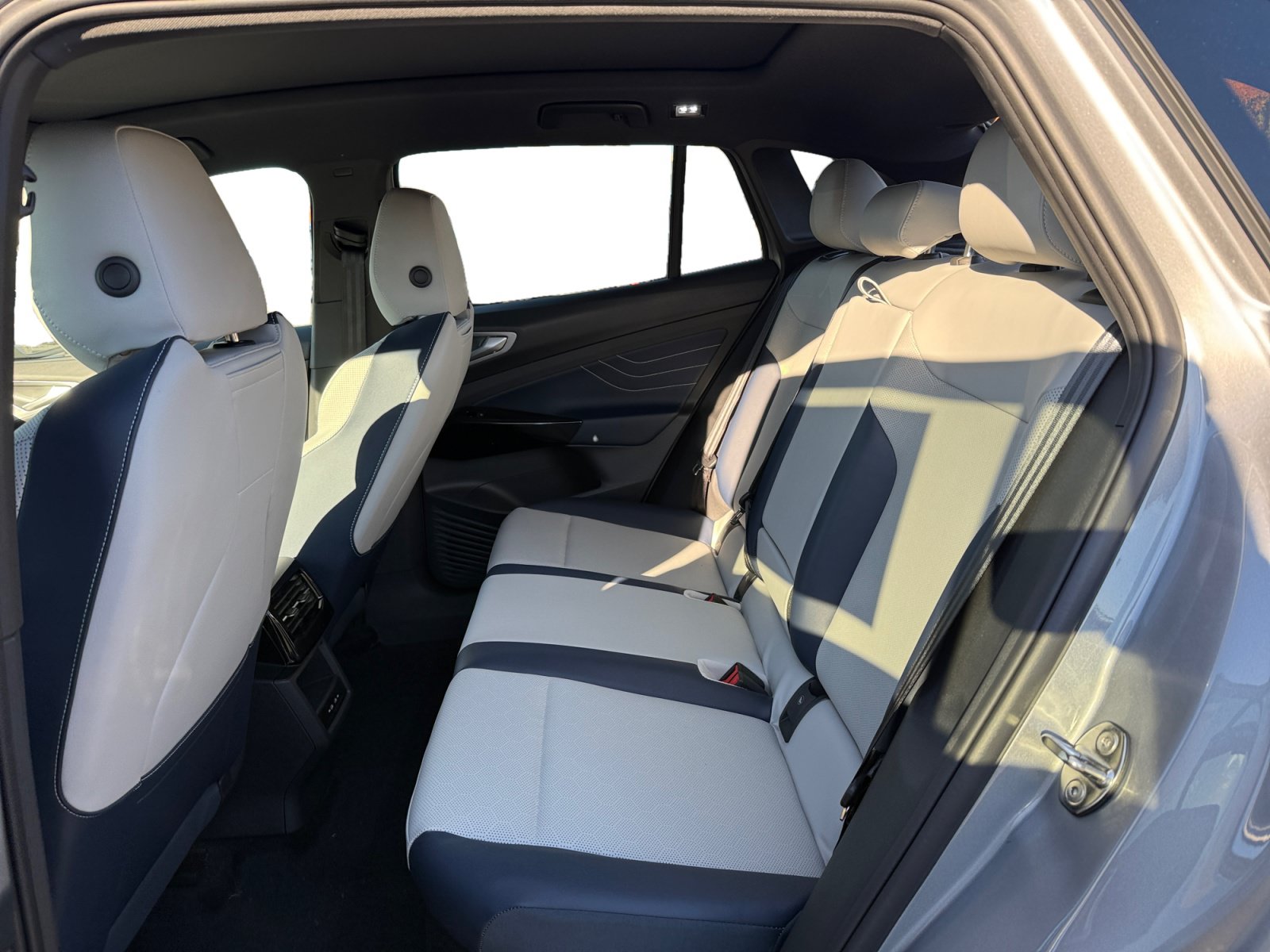 New 2026 Volkswagen ID.4 Pro S RWD image 16