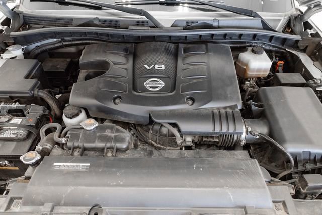 Used 2019 Nissan Armada SV w/ Driver Package AWD/4WD image 3