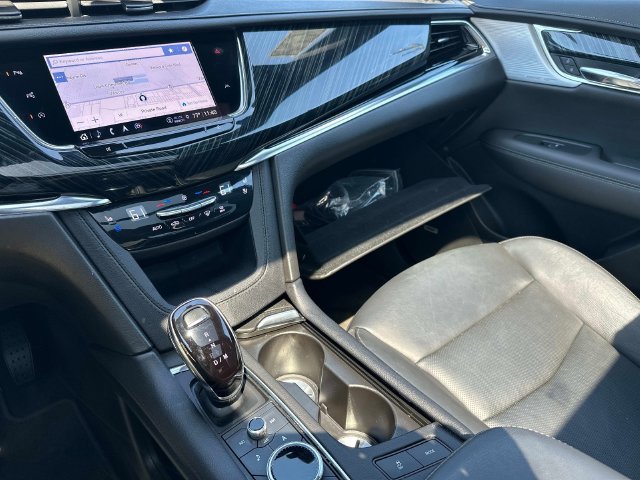 Certified 2023 Cadillac XT6 Premium Luxury w/ Technology Package AWD/4WD image 38