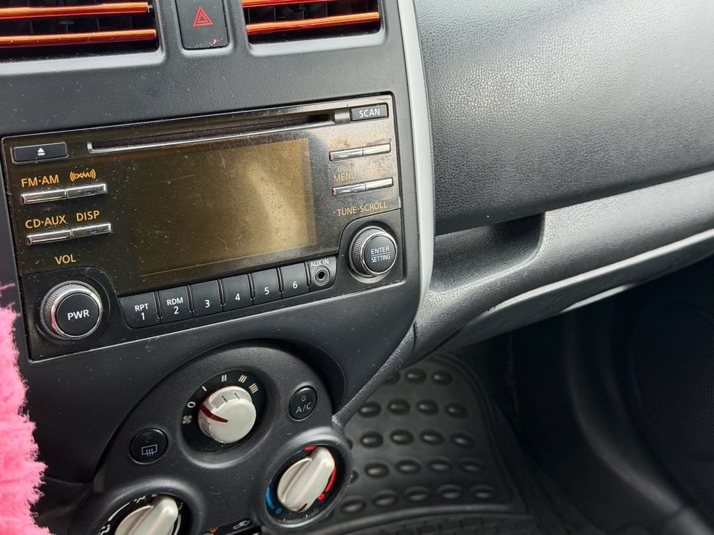 Used 2014 Nissan Versa Note SV w/ Convenience Package FWD image 7