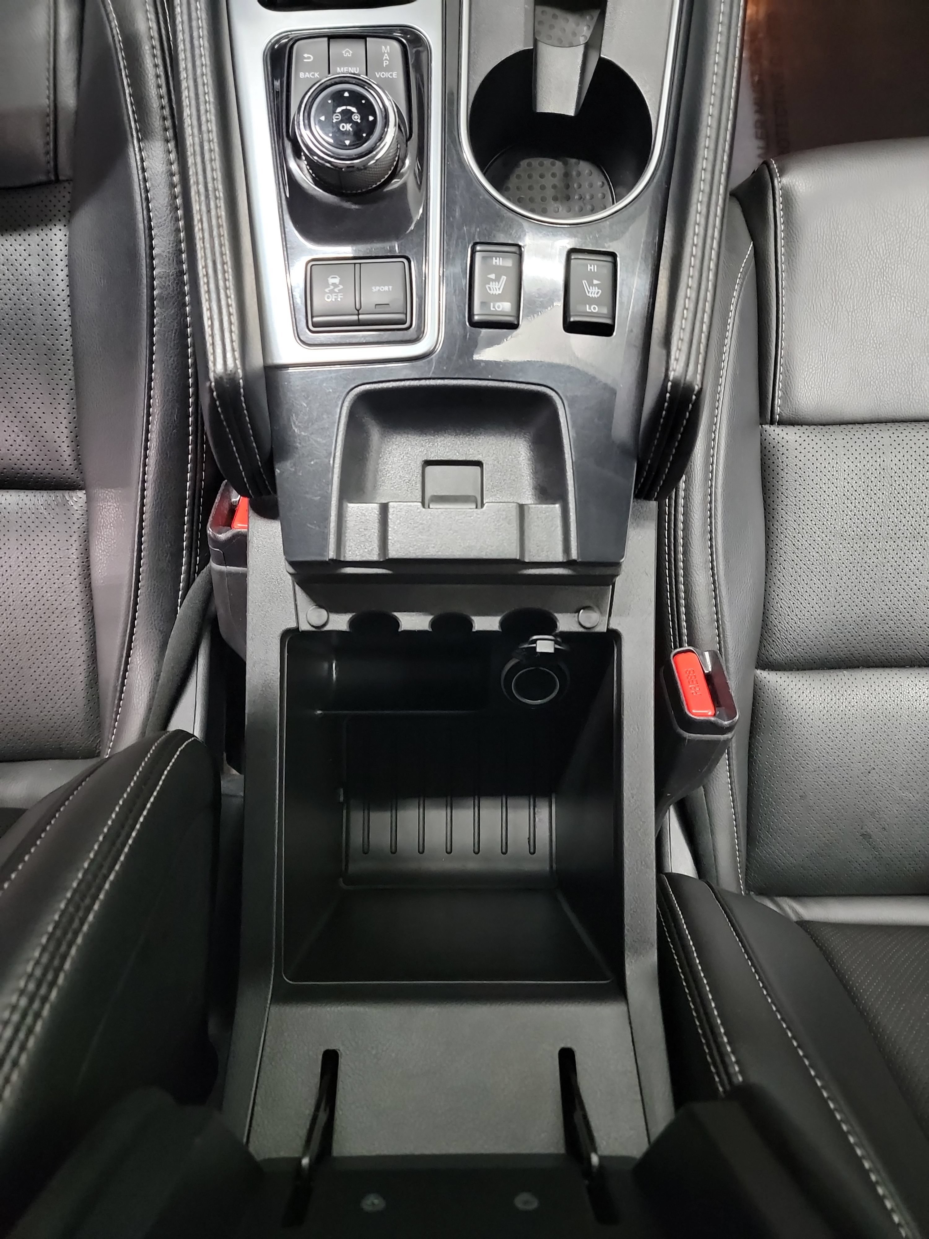 Used 2023 Nissan Maxima SV w/ Floor Mat Group FWD image 28