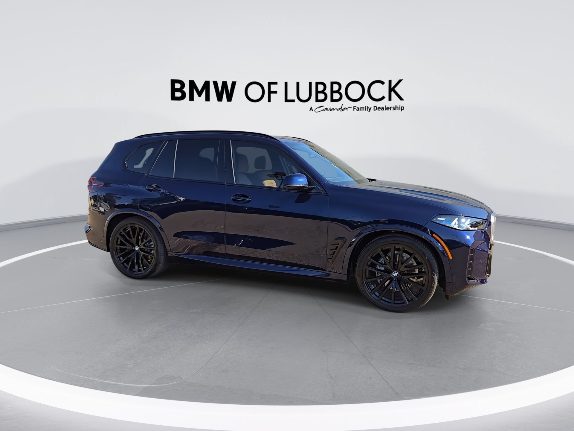 New 2026 BMW X5 xDrive40i w/ M Sport Package AWD/4WD image 9