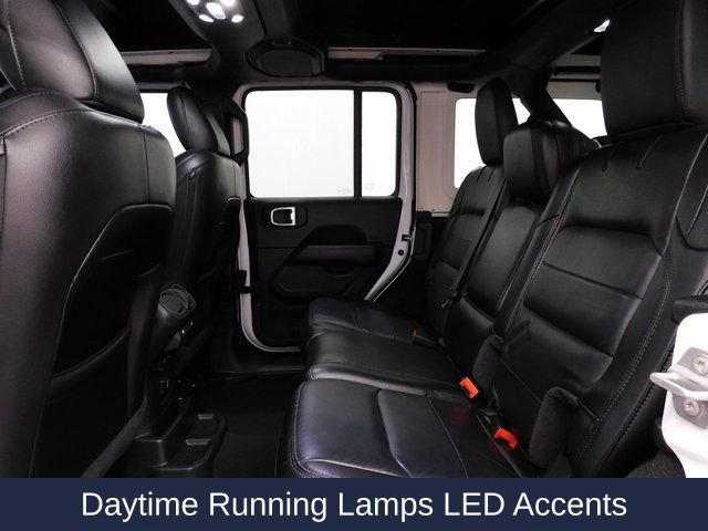 Used 2021 Jeep Wrangler Unlimited Sahara image 29
