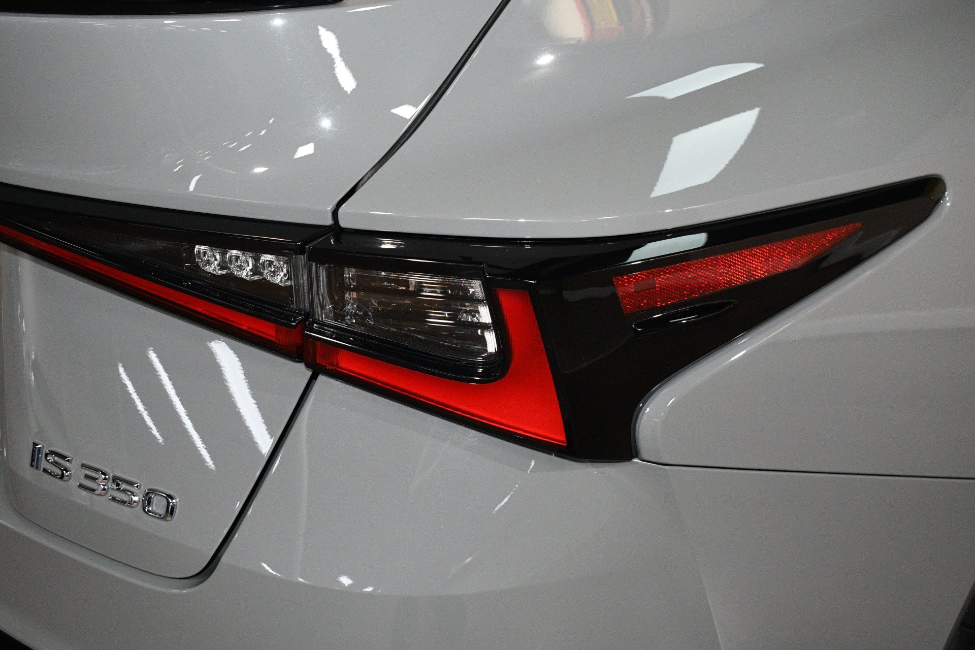 Used 2024 Lexus IS 350 F Sport RWD image 59