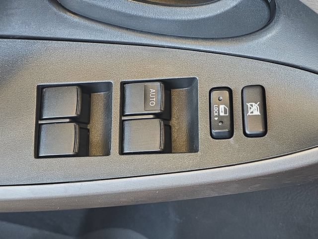 Used 2007 Toyota RAV4 4WD w/ 3rd Row image 27