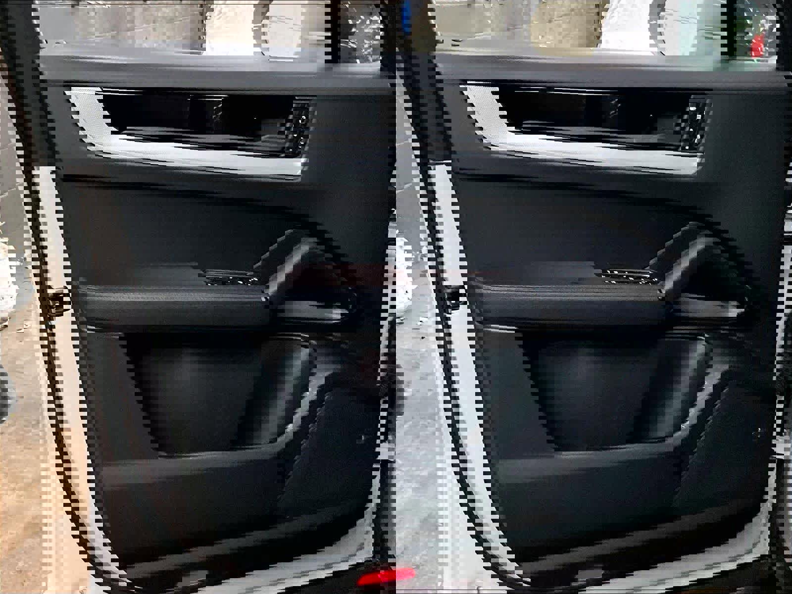 Used 2025 Porsche Cayenne image 25