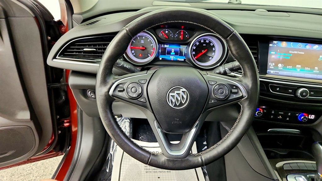 Used 2018 Buick Regal Essence w/ Driver Confidence Package #1 FWD image 13