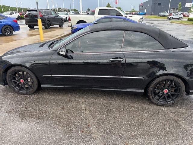 Used 2009 Mercedes-Benz CLK 550 Cabriolet image 2