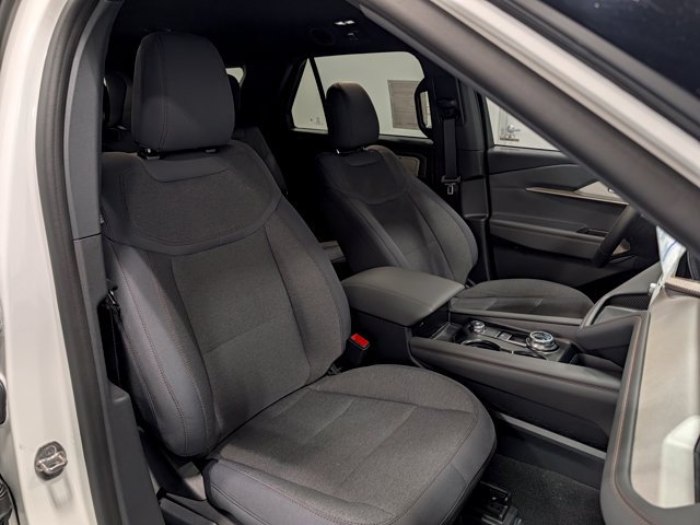 New 2027 Ford Explorer Active RWD image 25