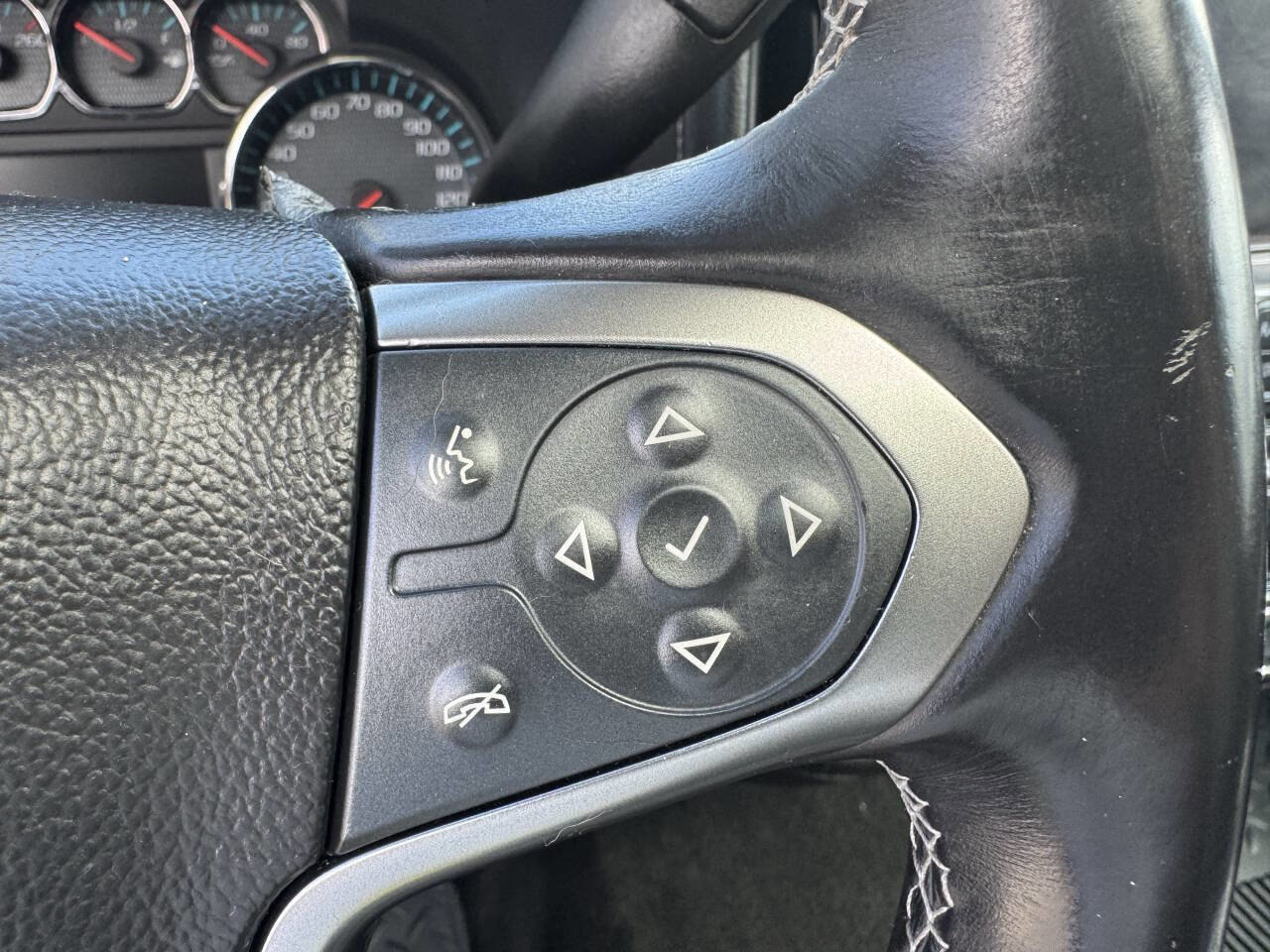 Used 2018 Chevrolet Silverado 1500 LTZ Z71 AWD/4WD image 28