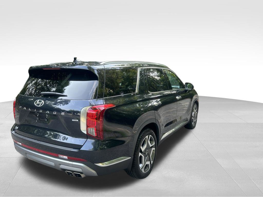 Used 2023 Hyundai Palisade Limited AWD/4WD image 5