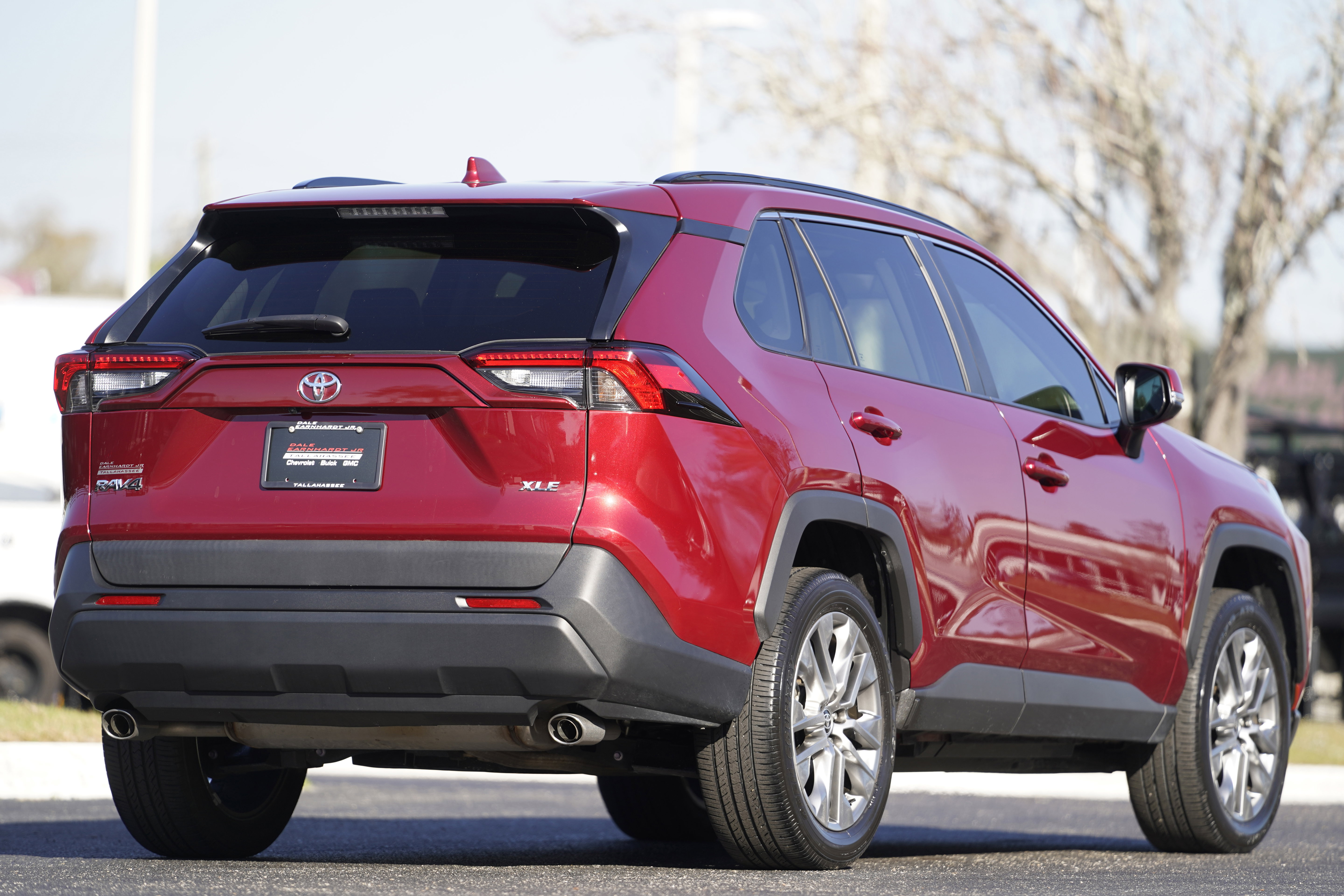 Used 2022 Toyota RAV4 XLE Premium image 44