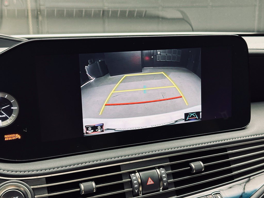 Used 2022 Lexus LS 500 F Sport AWD/4WD image 29