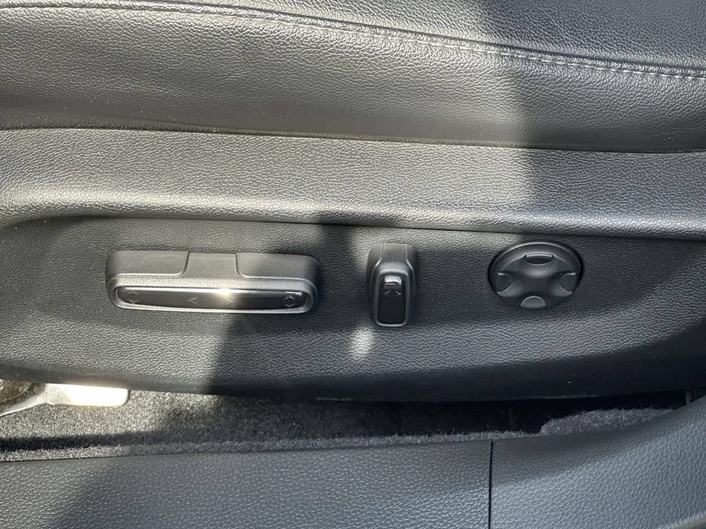 Certified 2020 Honda Accord EX-L image 16
