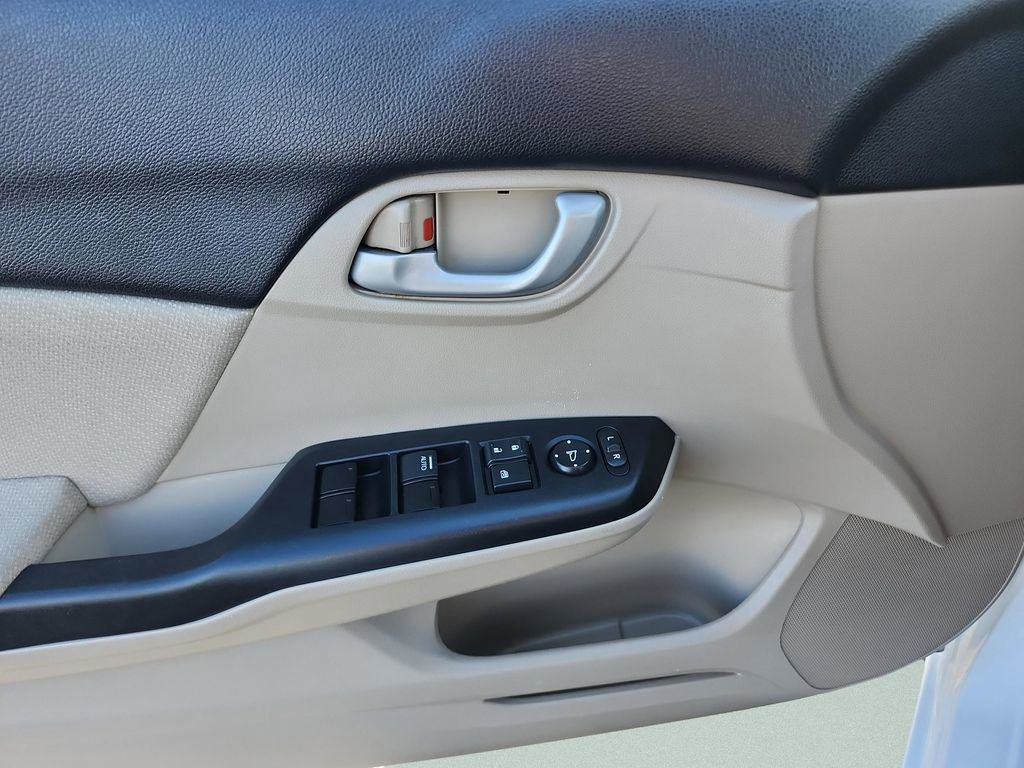 Used 2013 Honda Civic LX image 21