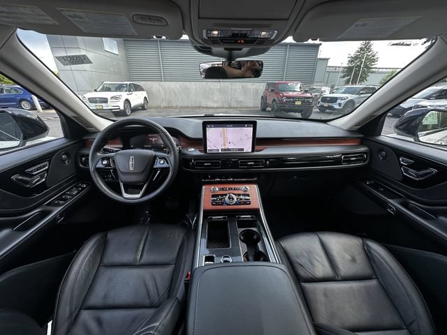 Certified 2024 Lincoln Aviator Reserve w/ Jet Package AWD/4WD image 3