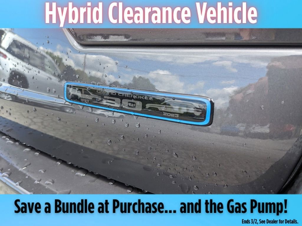 New 2023 Jeep Grand Cherokee 30th Anniversary image 30