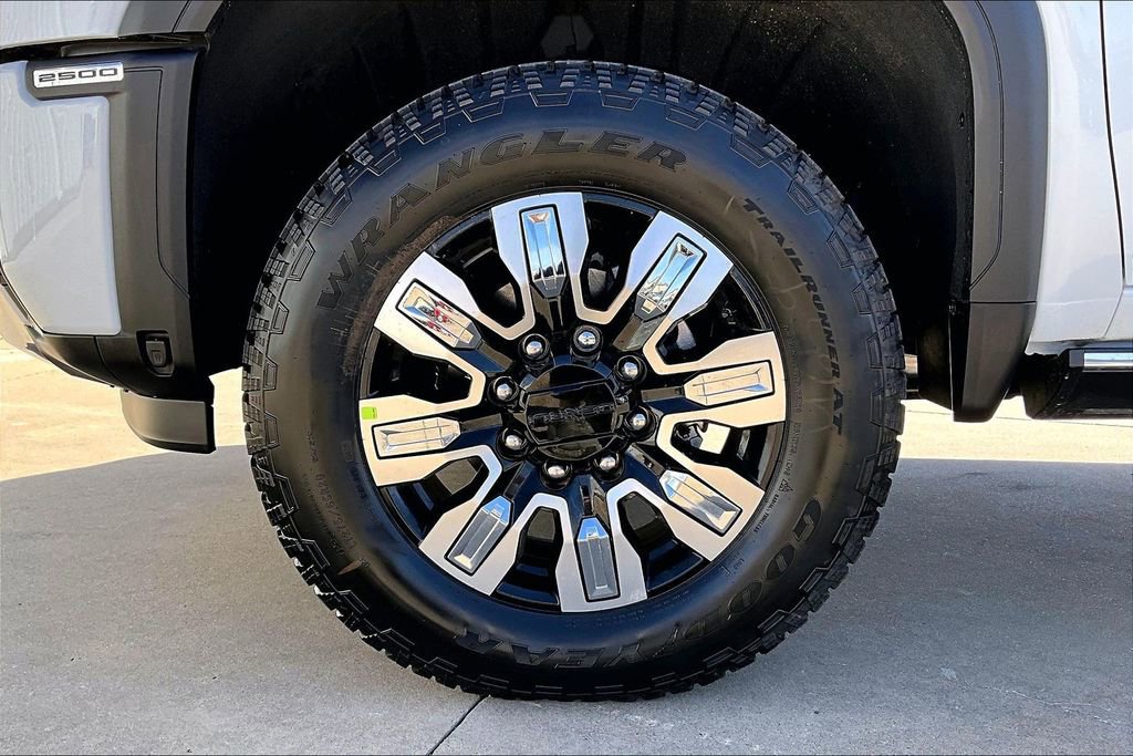 New 2026 GMC Sierra 2500 Denali w/ Denali Reserve Package image 30