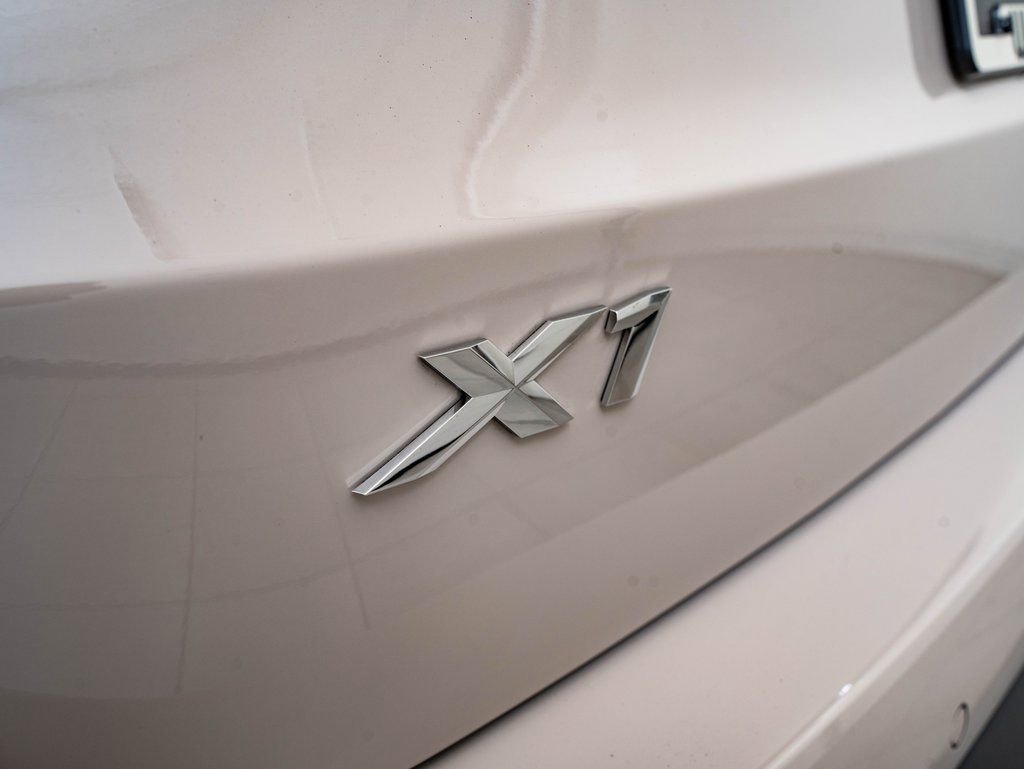 New 2026 BMW X1 xDrive28i w/ Technology Package AWD/4WD image 16
