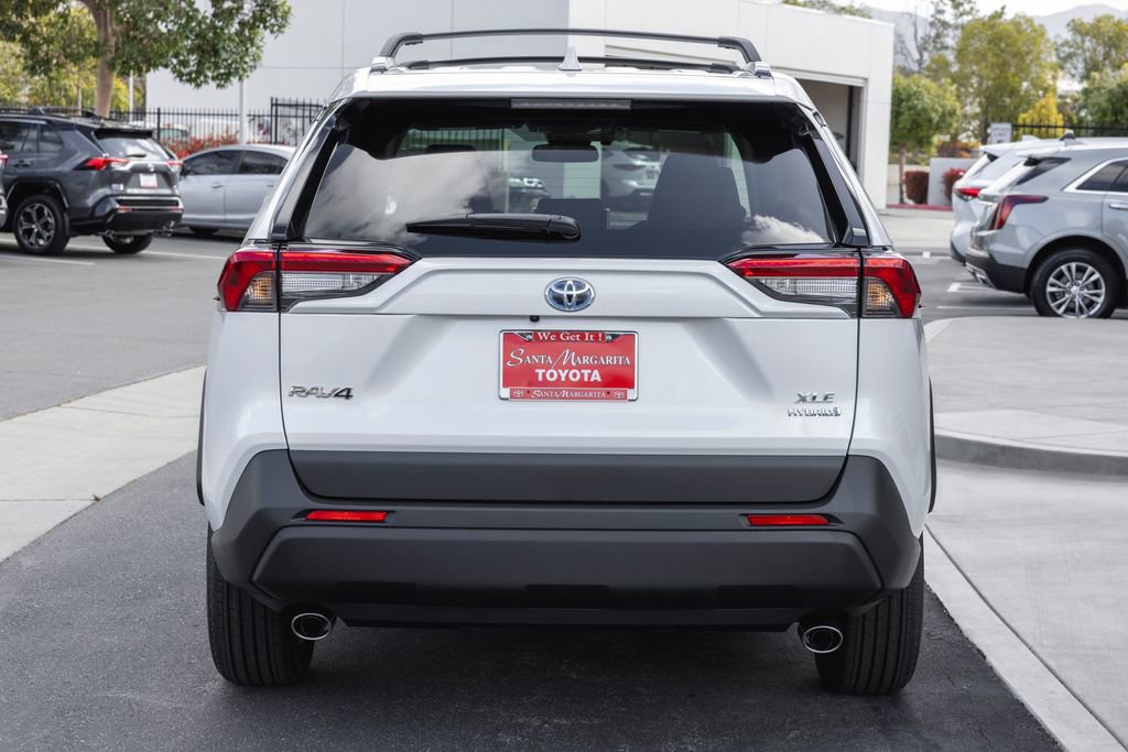 New 2025 Toyota RAV4 XLE image 4