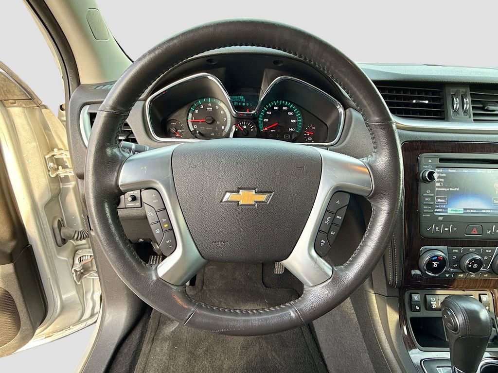 Used 2015 Chevrolet Traverse LTZ image 12