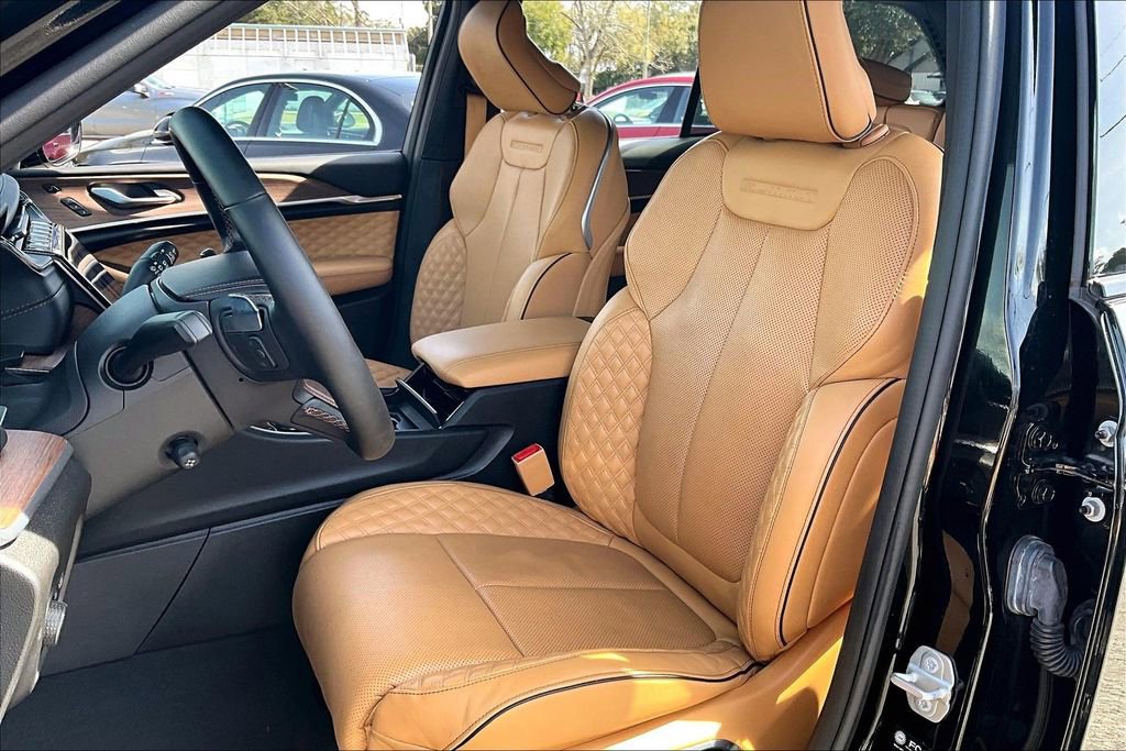 Used 2022 Jeep Grand Cherokee Summit image 18