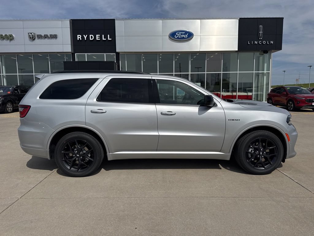 New 2026 Dodge Durango GT w/ Blacktop Package AWD/4WD image 2