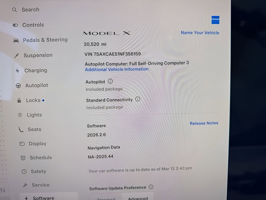 Used 2022 Tesla Model X image 25
