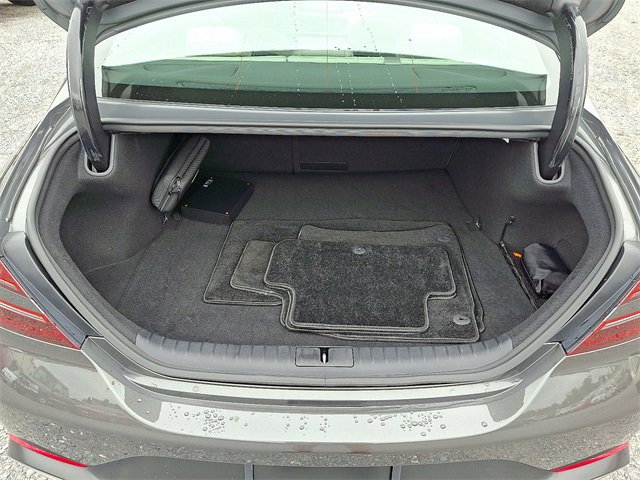 Used 2023 Genesis G70 3.3T w/ Sport Advanced Package image 31