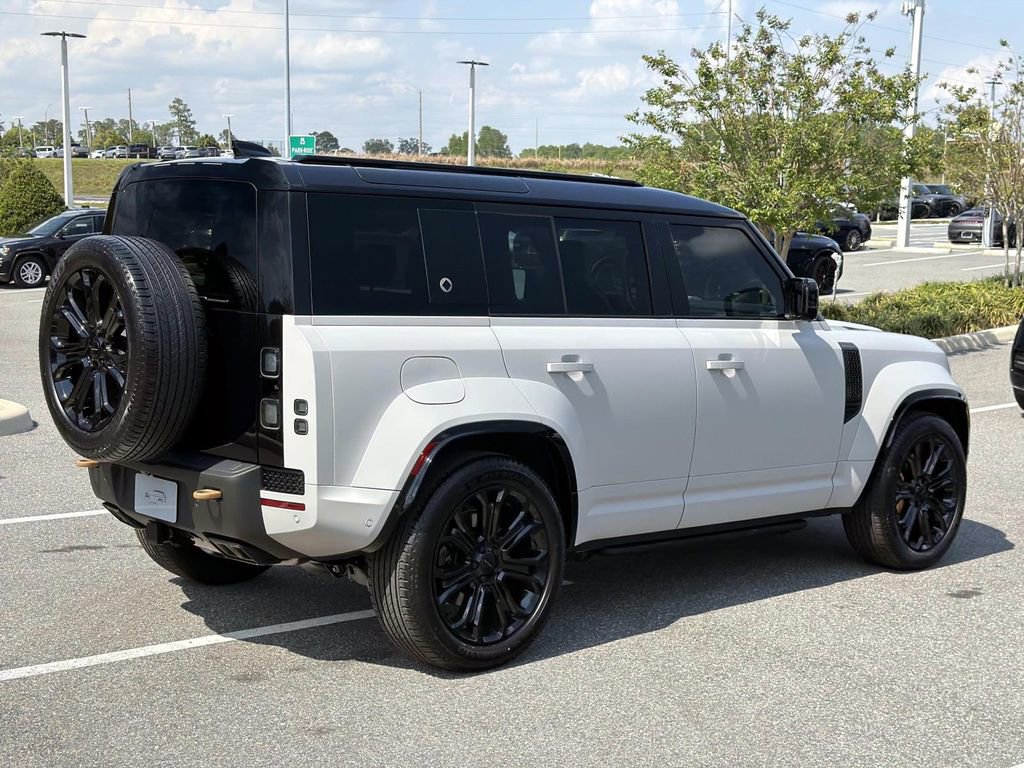 New 2026 Land Rover Defender 110 OCTA image 5
