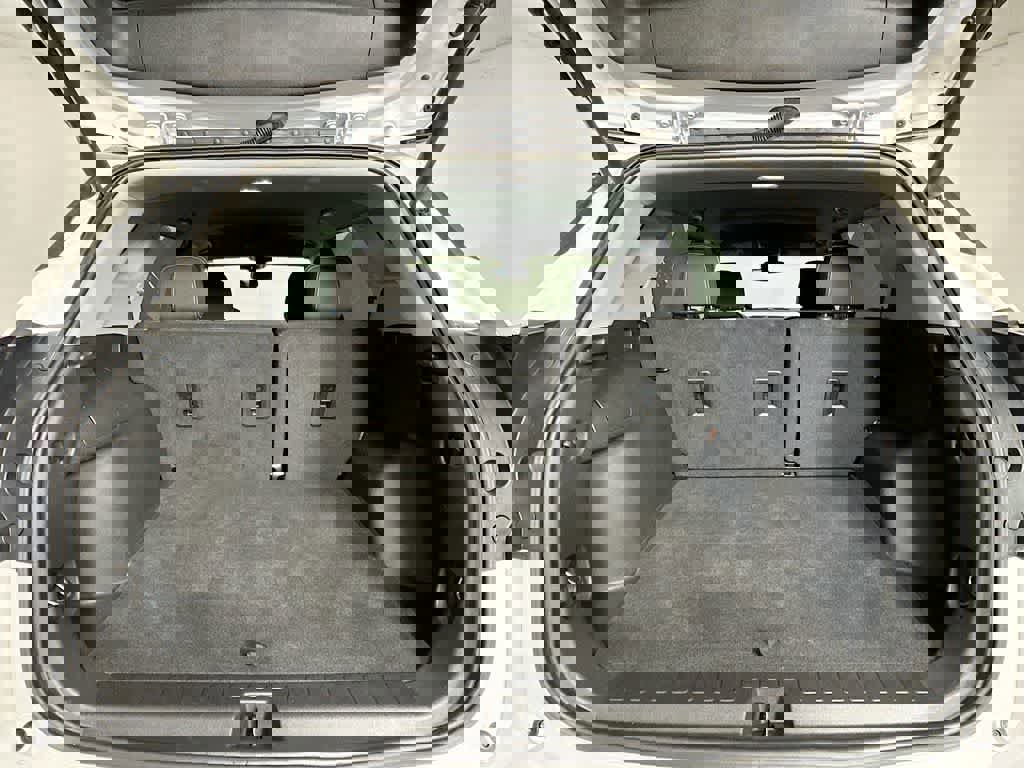 Used 2022 GMC Terrain SLE w/ Driver Convenience Package image 20