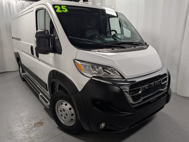Used 2025 RAM ProMaster 2500 w/ U-Haul Equipment Group FWD image 2