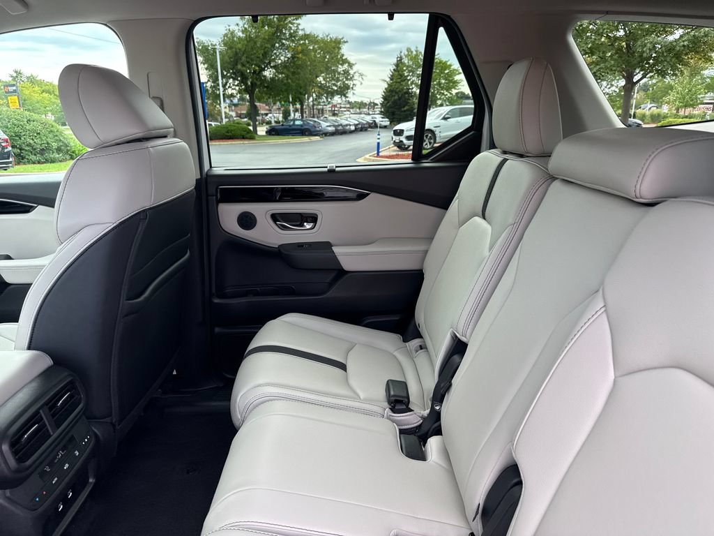 Certified 2026 Honda Pilot EX-L image 20