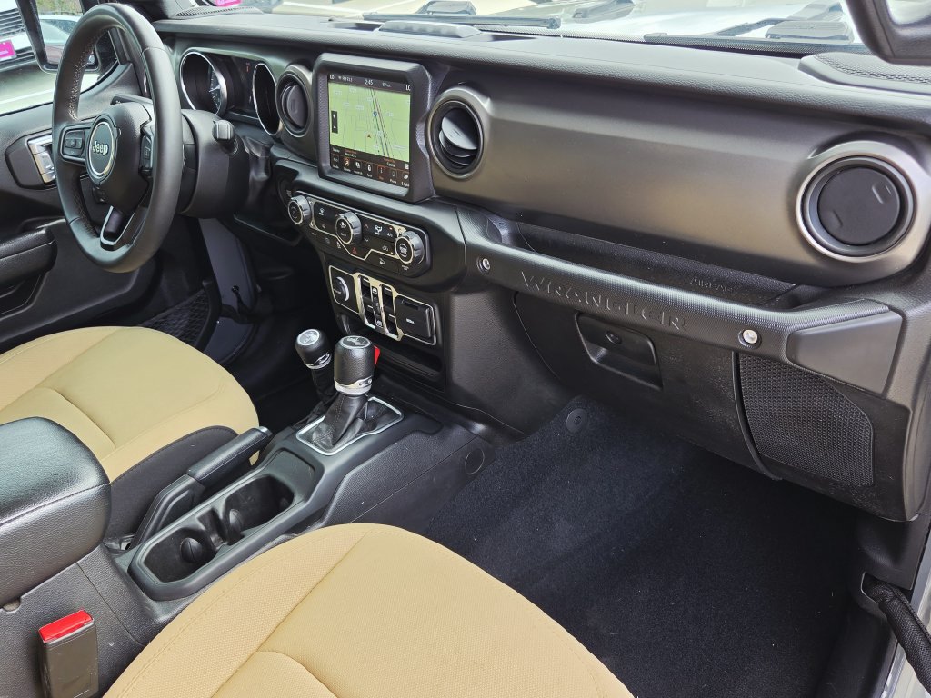 Used 2023 Jeep Wrangler Unlimited w/ 8.4" Radio Group AWD/4WD image 19