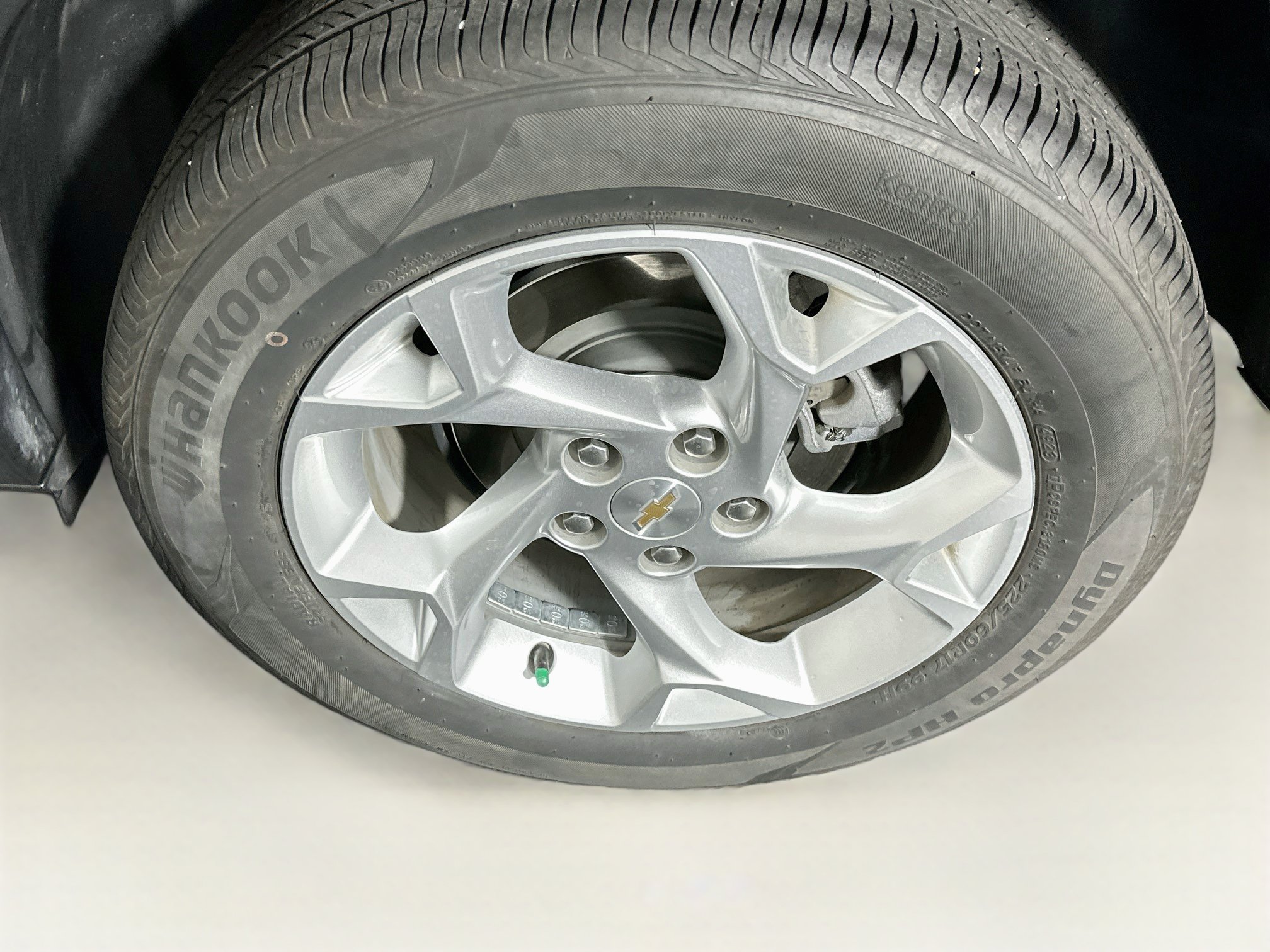 Used 2024 Chevrolet Trax LS w/ LS Convenience Package FWD image 11