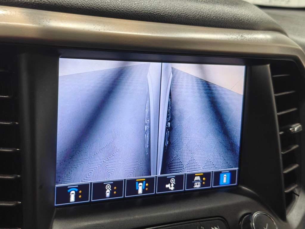 Used 2021 GMC Acadia Denali w/ Denali Ultimate Package image 57