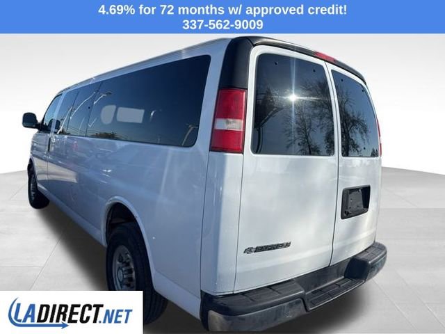 Used 2017 Chevrolet Express 3500 LT w/ LT Preferred Equipment Group image 6