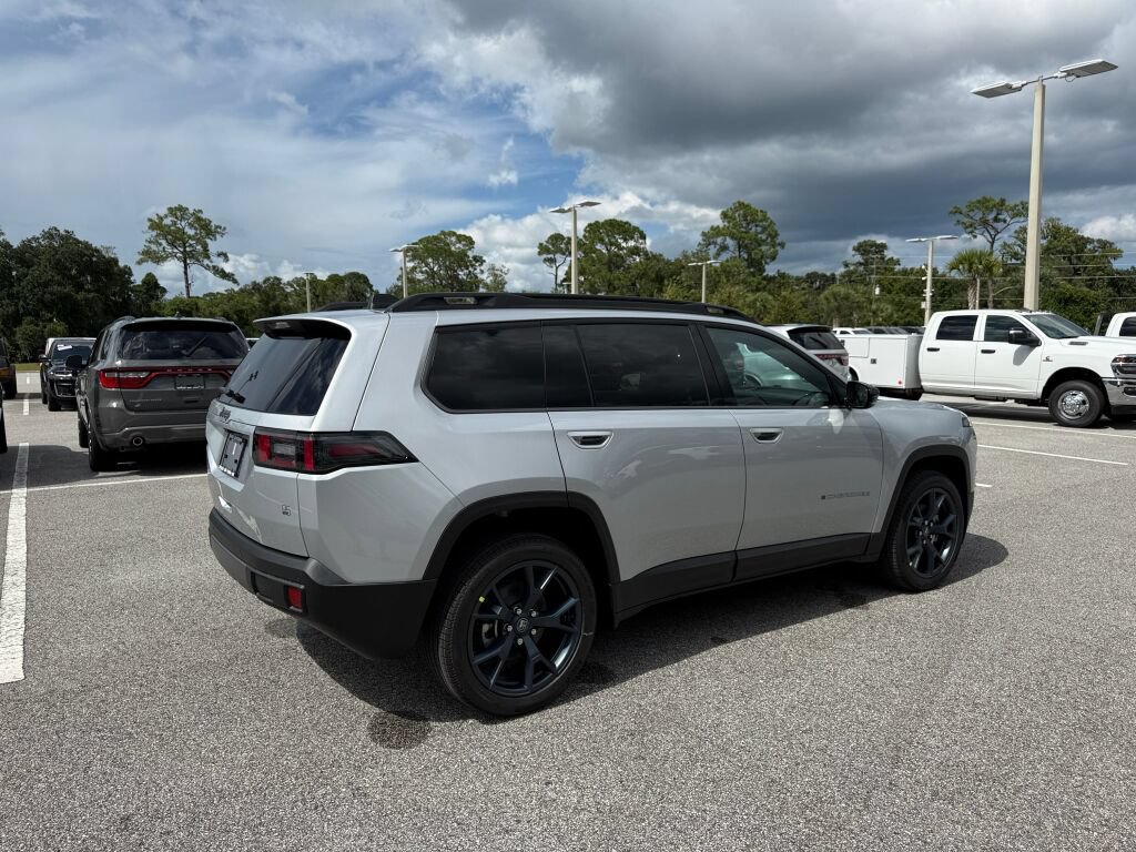 New 2026 Jeep Cherokee Limited AWD/4WD image 3