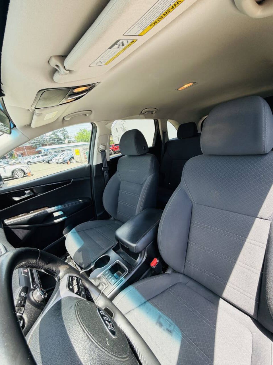 Used 2020 Kia Sorento S AWD/4WD image 11