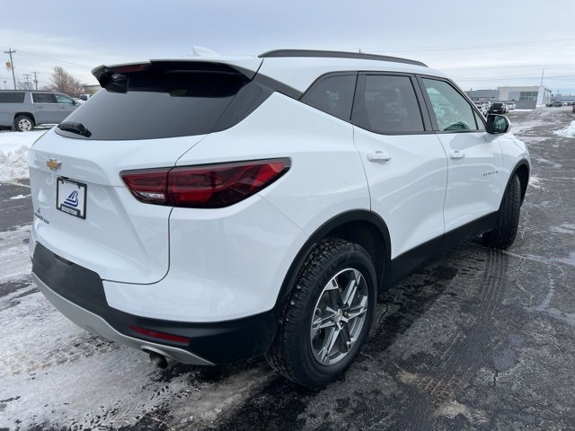 Used 2024 Chevrolet Blazer LT w/ Convenience Package image 8