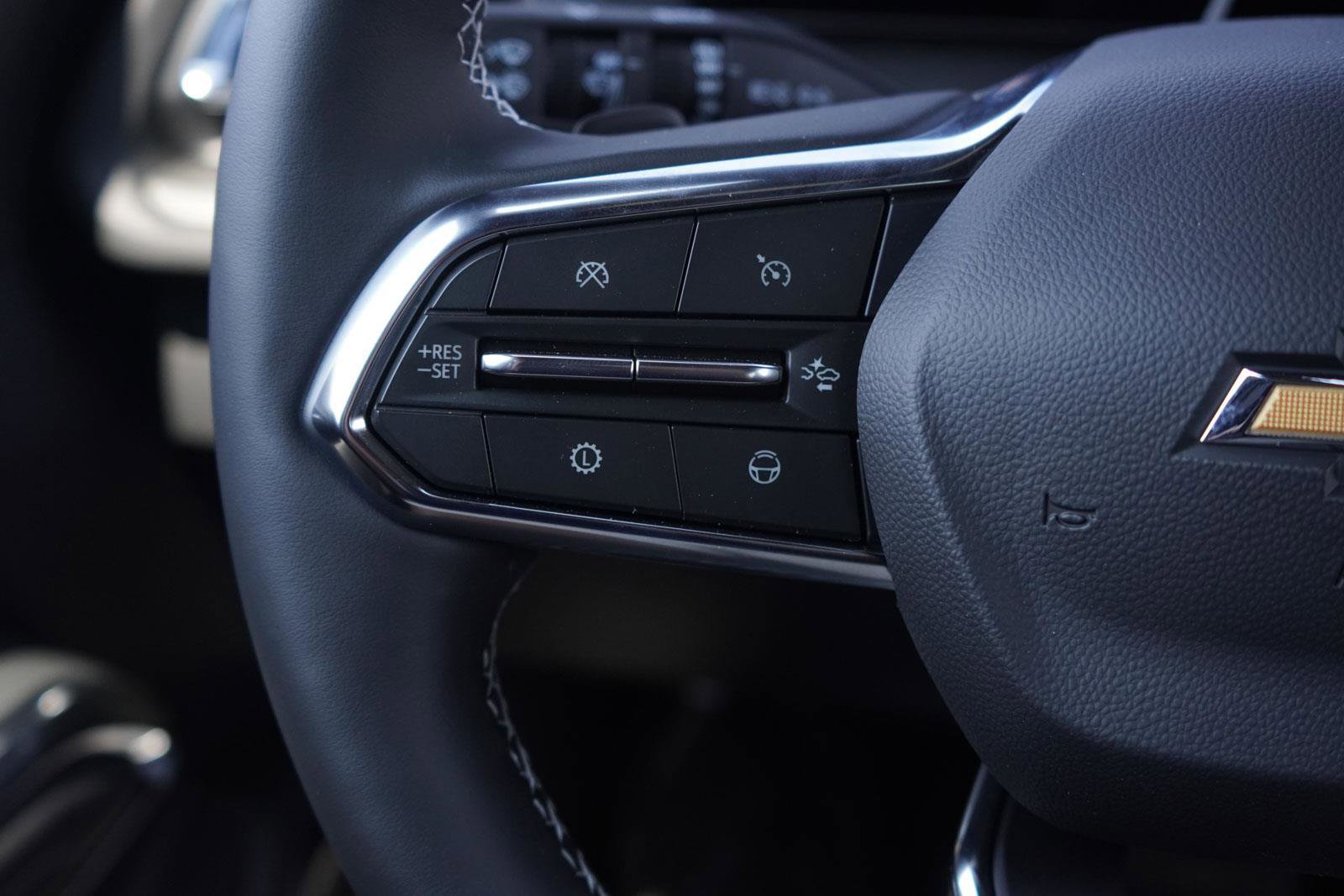 New 2025 Chevrolet Traverse LT w/ Enhanced Driving Package image 15