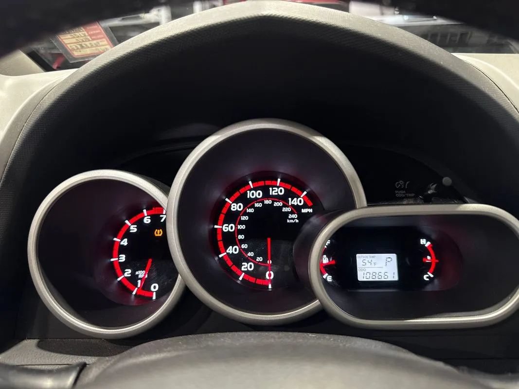 Used 2010 Pontiac Vibe AWD w/ Sun And Sound Package image 69